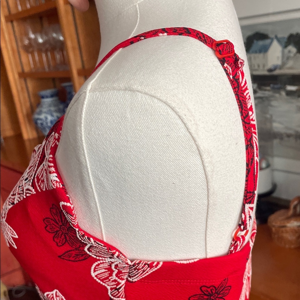 Trixxi Red and White Floral Mini Dress Scalloped Spaghetti Straps medium - Picture 6 of 7